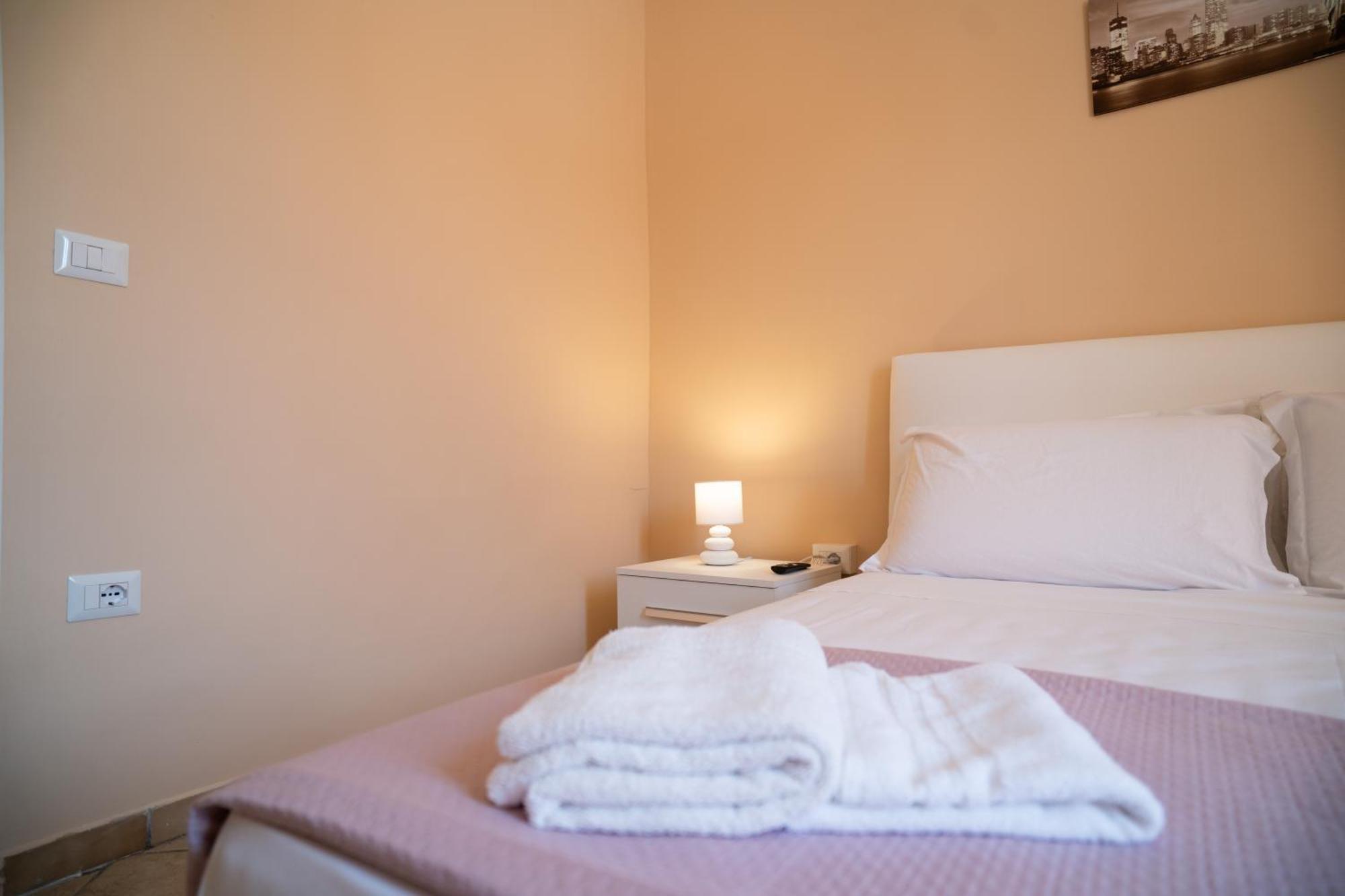 Capodichino Apartment 127-11 Naples Extérieur photo