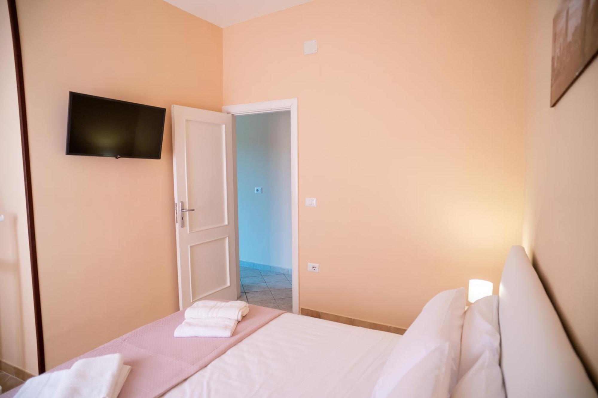 Capodichino Apartment 127-11 Naples Extérieur photo