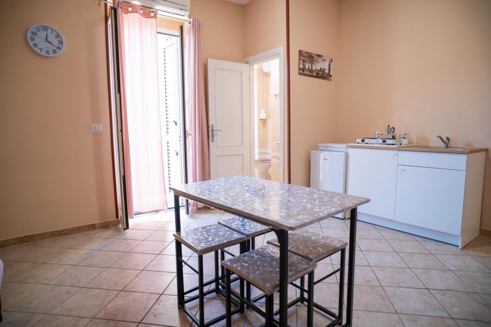 Capodichino Apartment 127-11 Naples Extérieur photo